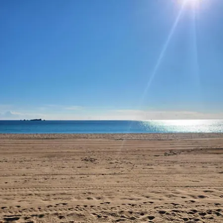 Azur, Terrace, Parking, 10min From Sea * Fréjus